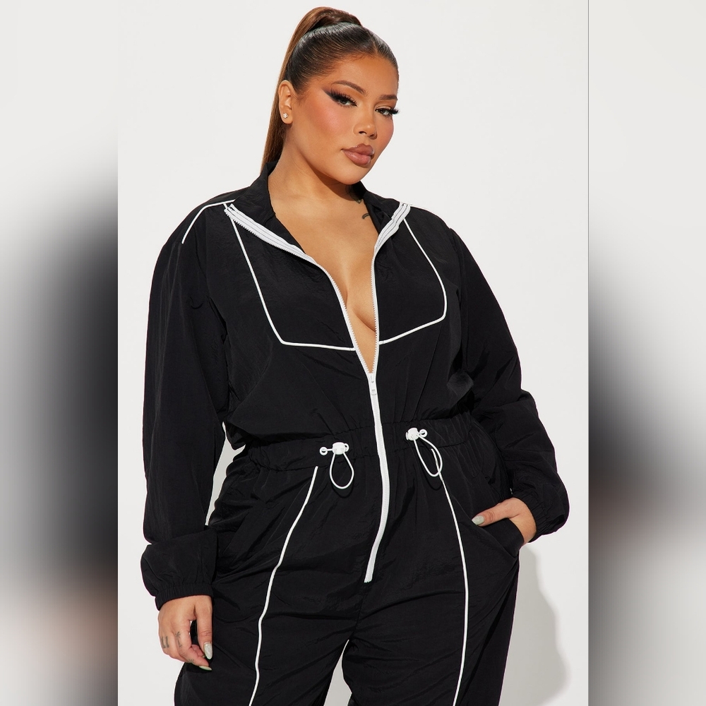 Fashion Nova Sold Out SPORTY LOVE Windbreaker Black And White Piping Jumpsuit - Picture 5 of 7